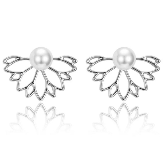 Jewelry - 2for $26 Double sided Flower Earring